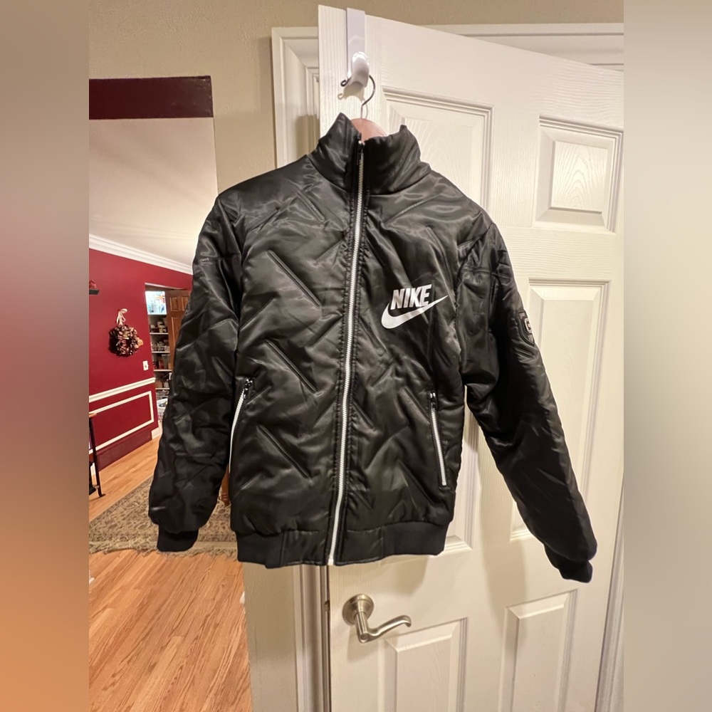 Nike puffer jacket